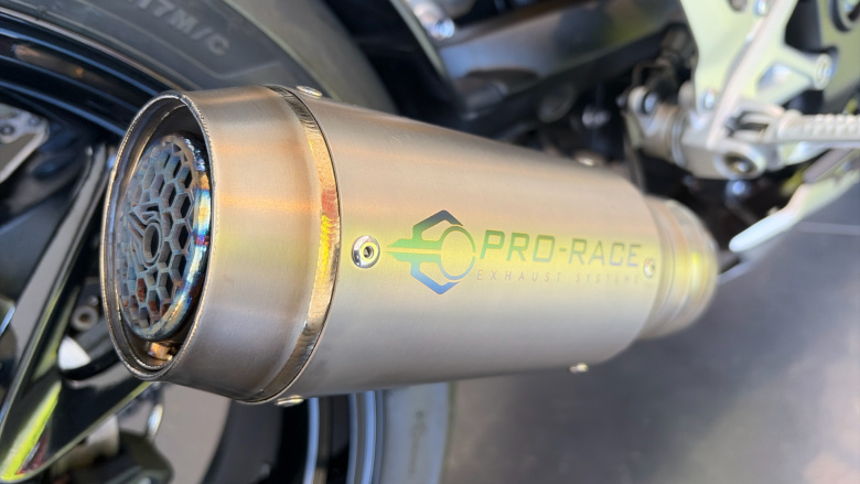 Triumph Speed TRIPLE 1200 RR (21MY)